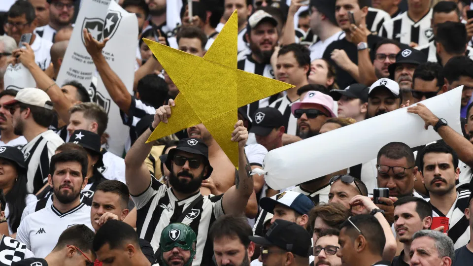 Botafogo enfrenta Red Bull Bragantino no Brasileirão para confirmar ascensão com Renato Paiva